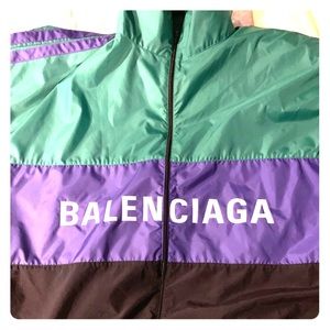 balenciaga windbreaker olive